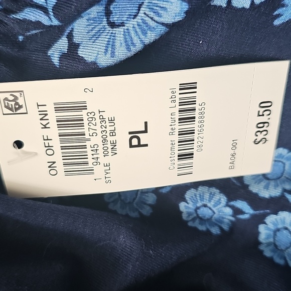 NWT Style & Co. Petite Printed Ruffled Top Scoop Neck 3/4 Sleeved Large Blue PL - Picture 2 of 9